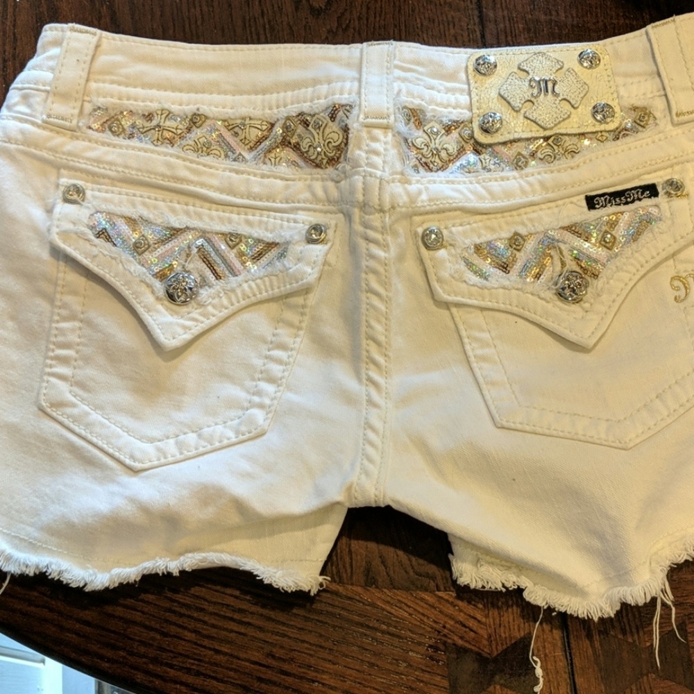 Miss Me Shorts